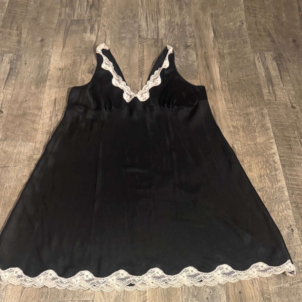 Victoria’s Secret Elegant Black with White Lace Trim Nightgown - Size XL